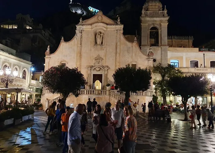 Tony & Doris Apartment *