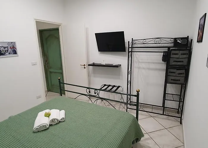 Tony & Doris Apartman Giardini Naxos